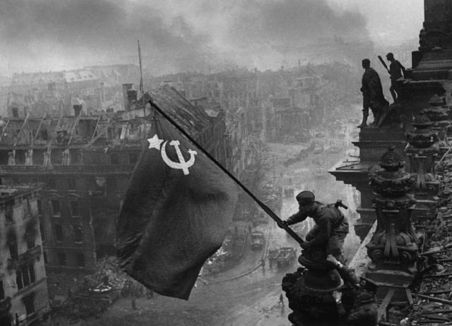 640px-Reichstag_flag_original.jpg